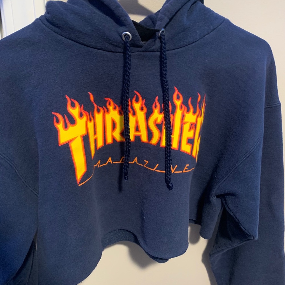 Cropped Navy Thrasher Hoodie